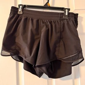 Lululemon Hotty Hot Low-Rise Lined Short, 4"